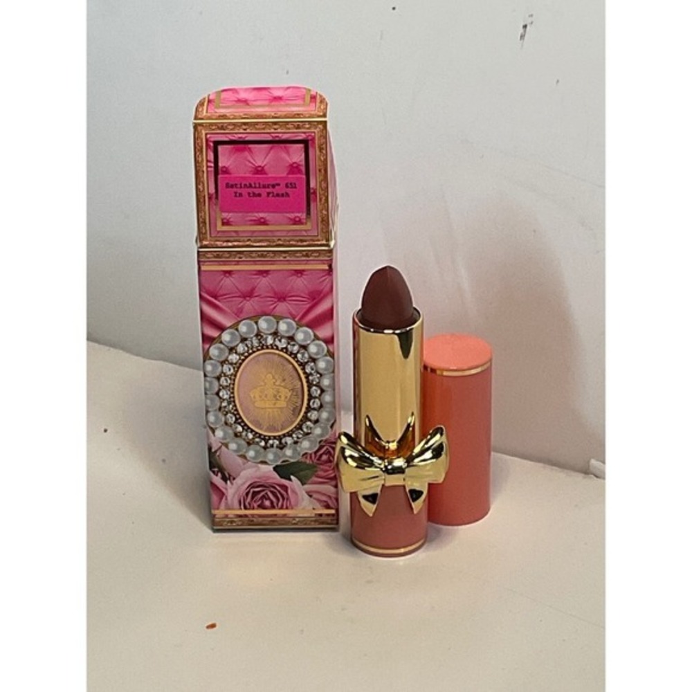 Pat McGrath Labs satin allure‎ lipstick "In the flesh" 651 NIB